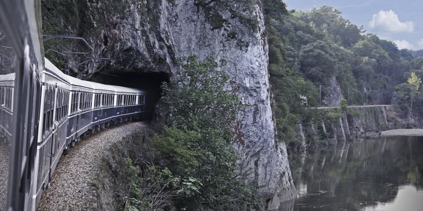 OCOA-SPAIN-DMC-TREN-TRANSCANTABRICO-CLASICO-11